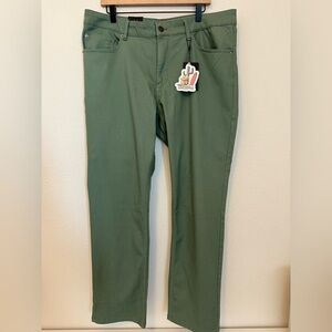 Quiksilver Men’s Straight Fit Pants Sage Green
